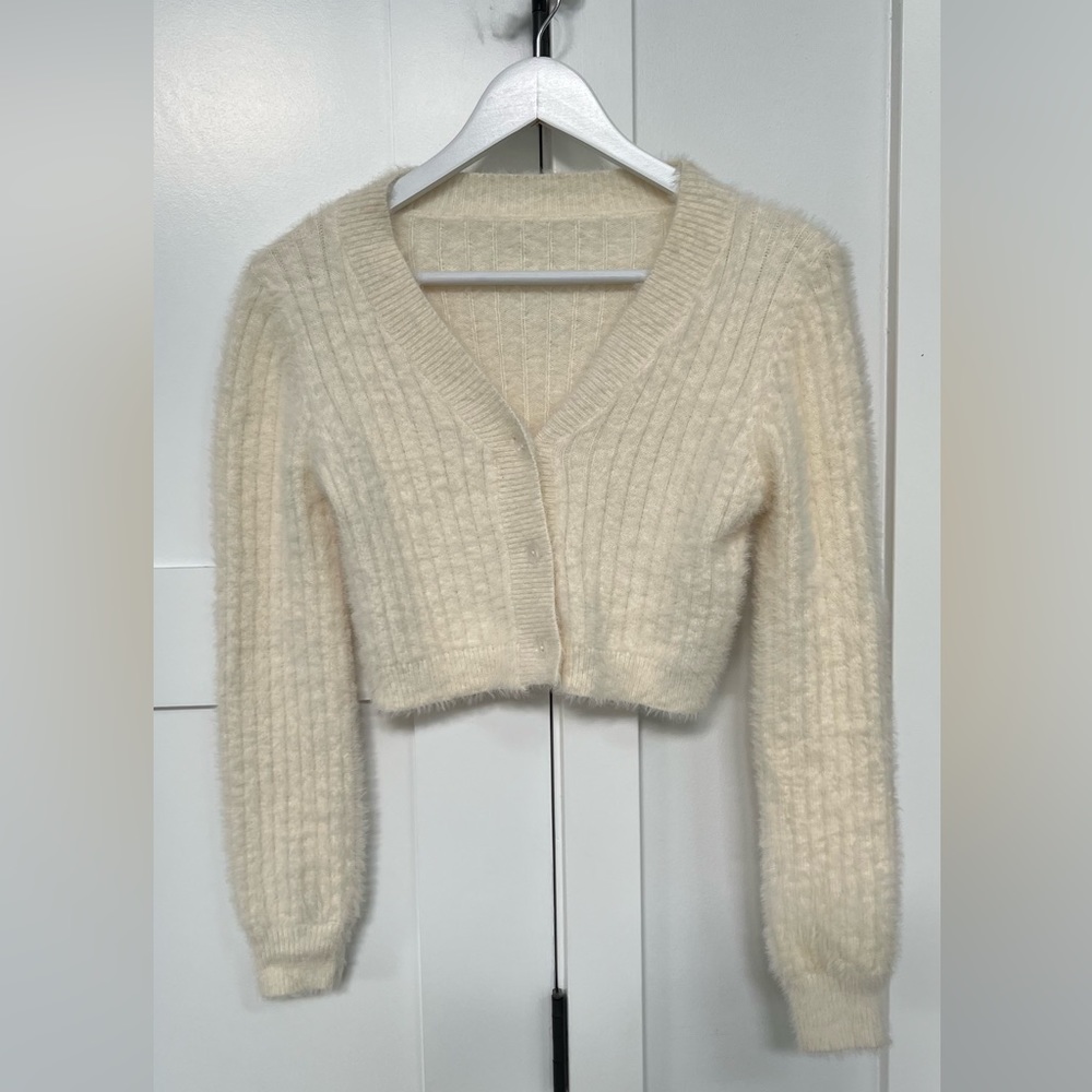 Fuzzy cream cropped cardigan